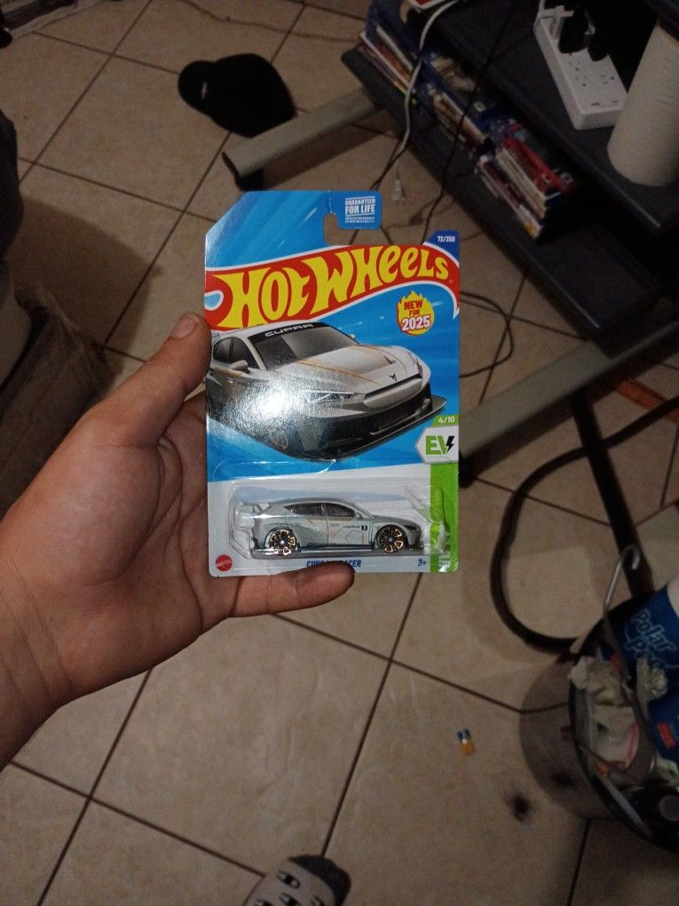 Hot Wheels Cupra E-Racer