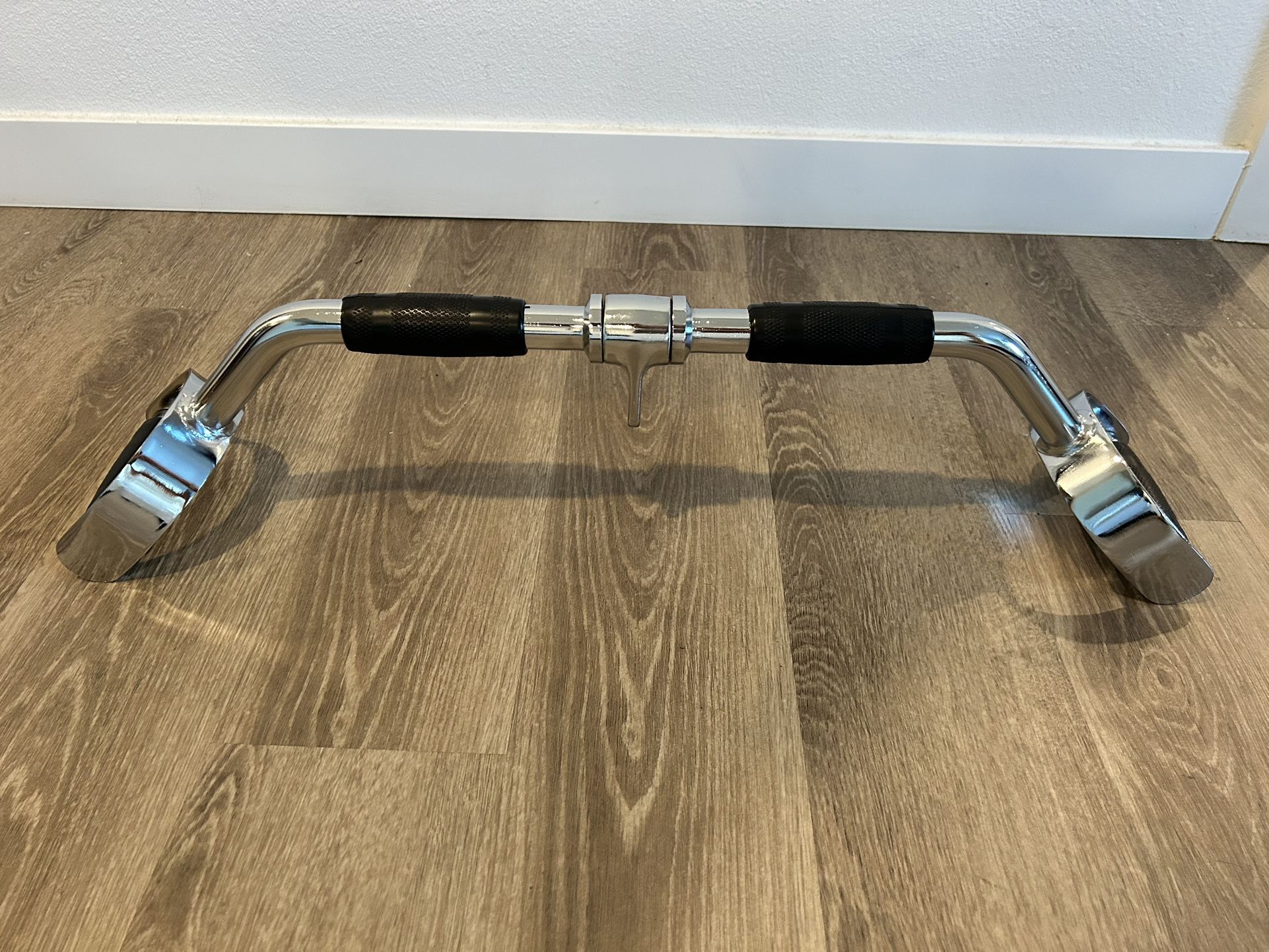 LAT Pull Down Bar/Tricep Press Down Bar/Curl Pull Down Bar