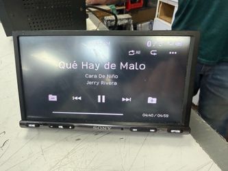 Sony XAV-AX3200 6.95" Media Receiver