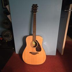 Yamaha FG800 Acoustic Guitar