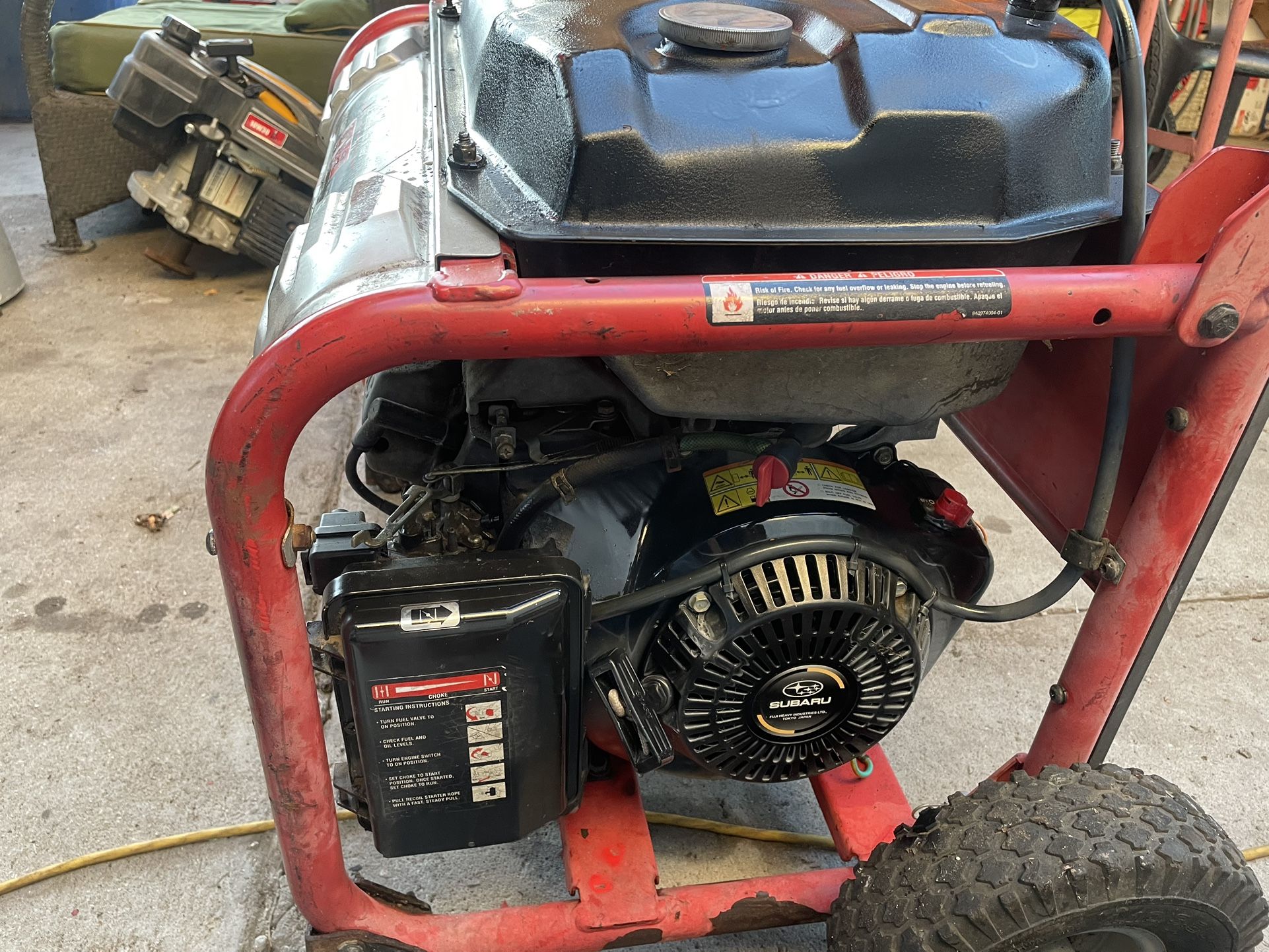 Generador SUBARU De 5000 Corriente 110 Y 220