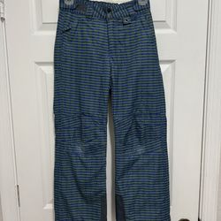 Kids Size Medium Arctix Ski/Snowboard Pants Located In Weston