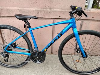 Giant escape 3 brand new