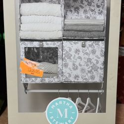 Hanging Organizer With Hanging Rod