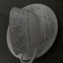 Six Piece Service Camelot China Carrousel