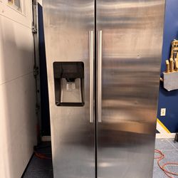 Samsung 25 cu ft Stainless Steel Side-by-Side Refrigerator