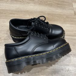 Dr Martens Platform Shoes Size 9 M /10 W 