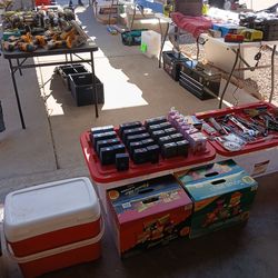 Huge YARD SALE TODAY 3/20 & 3/21 7414 w Oregon Ave Glendale AZ 85303