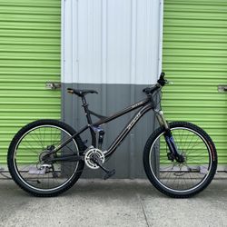 SPECIALIZED PITCH MOUNTAIN BIKE 