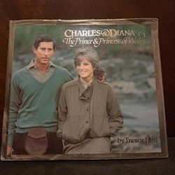 1982 Diana princess of Wales books 