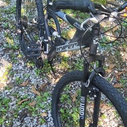 Hyper Mountain Bike 