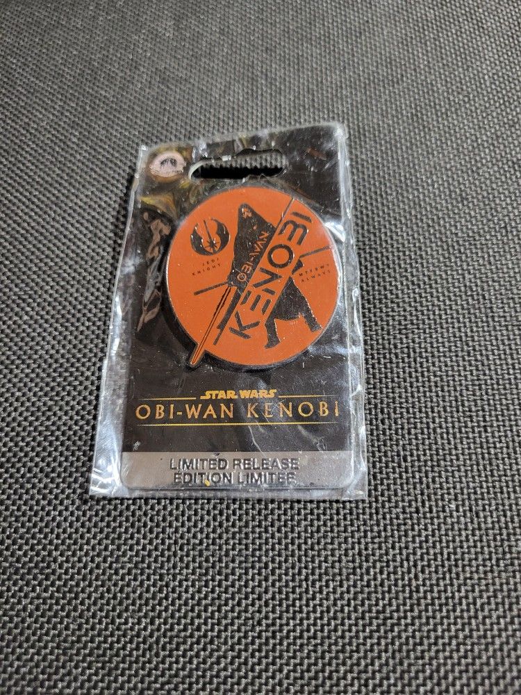 Disney Parks Limited Release Star Wars Darth Vader Obi-Wan Kenobi Pin NEw