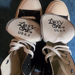 New Dybbuk Lucky Ones Hi-Tops Size 8.5