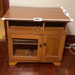 Solid Wood TV Stand / Media Console with Storage 
