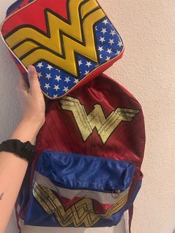 Wonder women back pack and lunch box