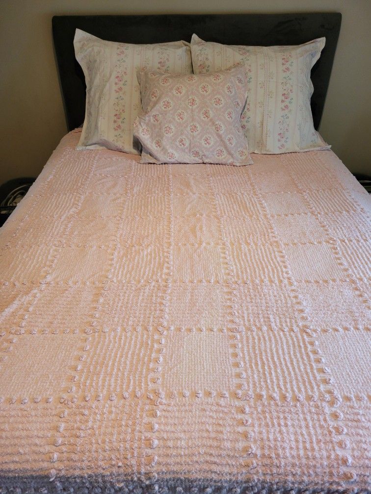 Shabby Chic Brand Shams And Coverlet