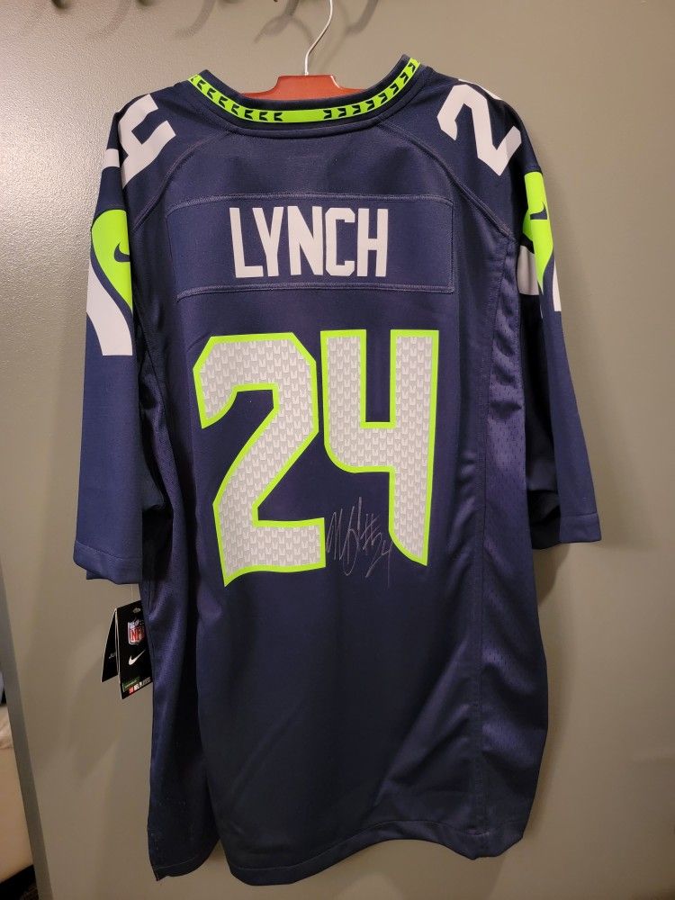 Signed! Marshawn Lynch Jersey Size L