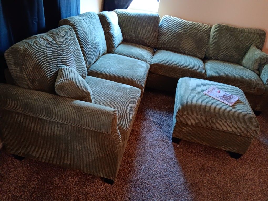 4pcs SECTIONAL SOFA W/OTTOMAN