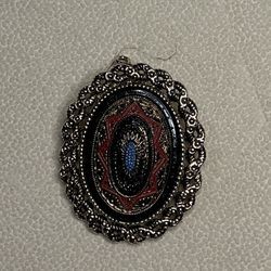 Vintage Sarah Coventry Old Vienna Medallion 
