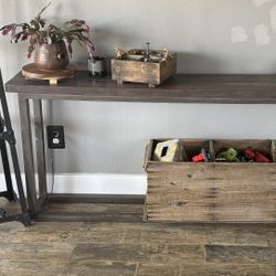 Console Table 