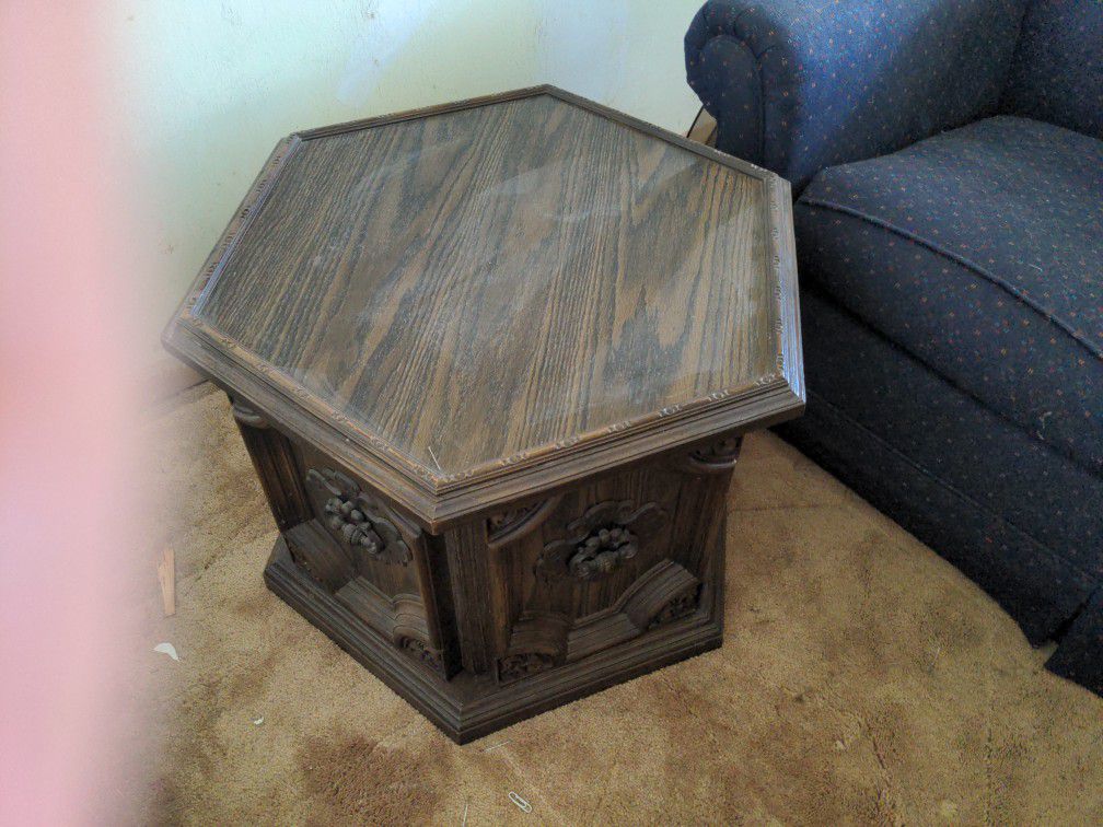 Two End Tables $20.00