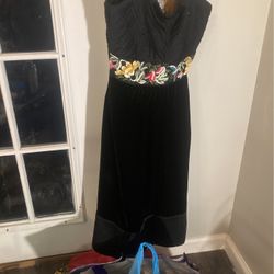 Size 6 Floreat Dress