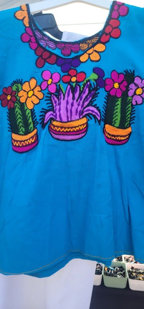 Blusas Tipicas A $15 Cada Una.