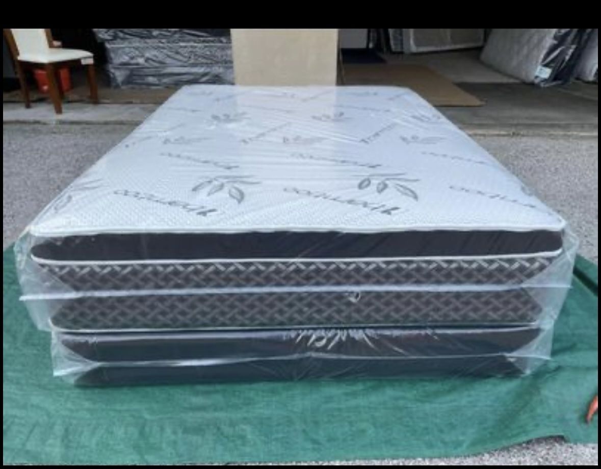 New Queen Mattress Set Pillowtap