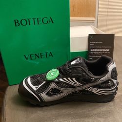 Black Bottega Venetia