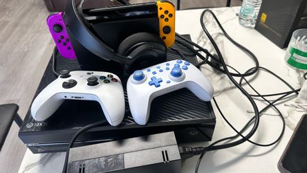 Xbox 1 and Nintendo switch