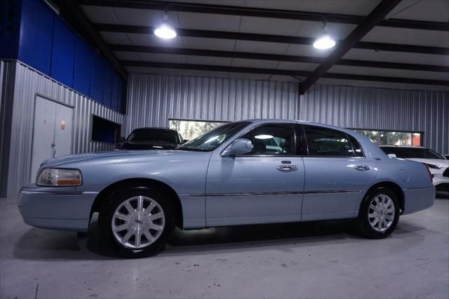 2010 Lincoln Town Car
