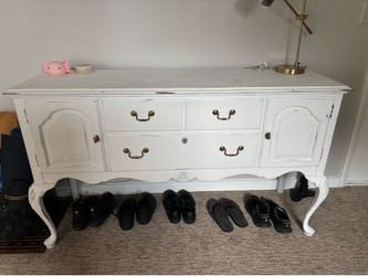 Ethan Allen vintage credenza