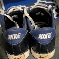 Nike Classic Sneakers - 11