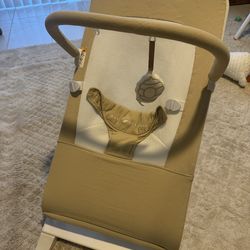 Baby Bouncer – Organic Oat (Like New)