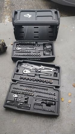 Husky Mechanics Tool Set 200 piece