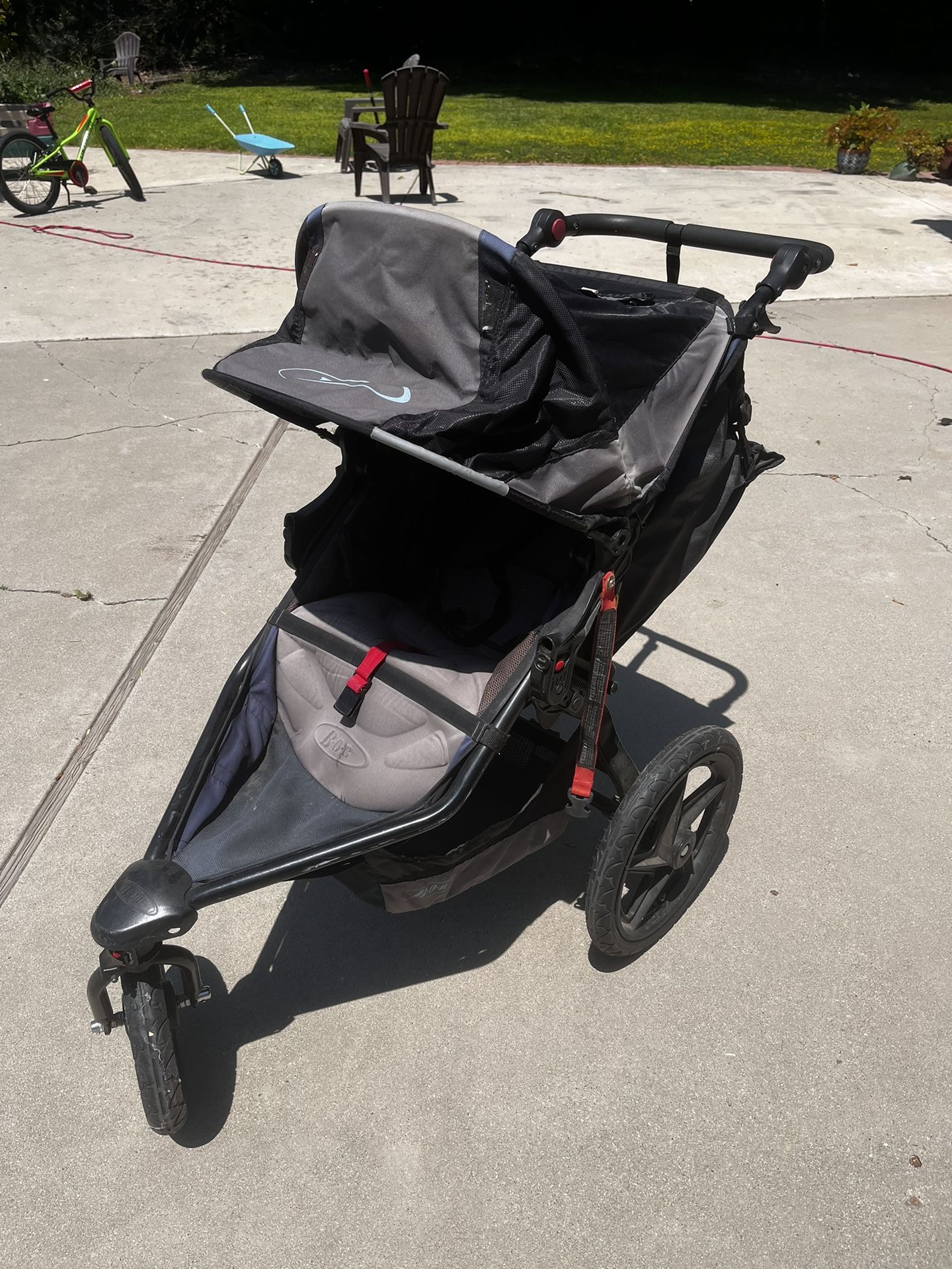 Bob Revolution Jogging Stroller for Sale in Santa Rosa Va, CA OfferUp