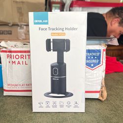 Face Tracking Holder 