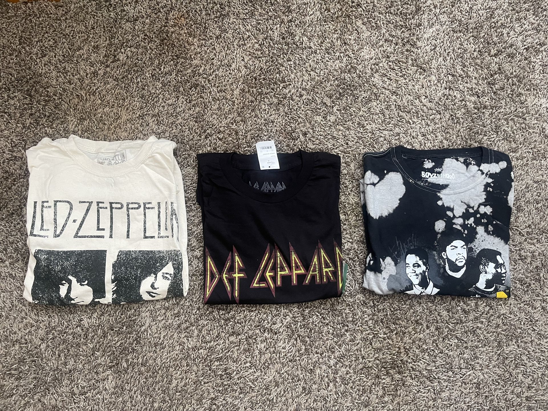 Graphic T’s