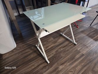 White Desk