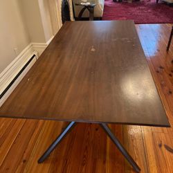 Beautiful Wooden Dining  Table With 4 Chairs 