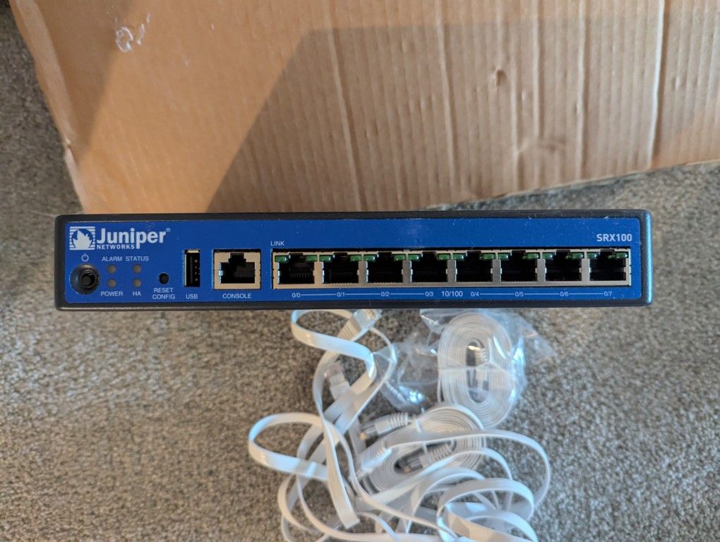 Juniper Router/Firewall SRX100H x 4