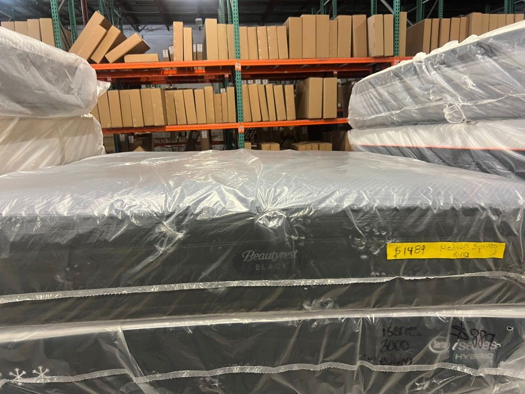 🖤✨️✨️Mattress King Beautyrest Black C class Medium ‼️