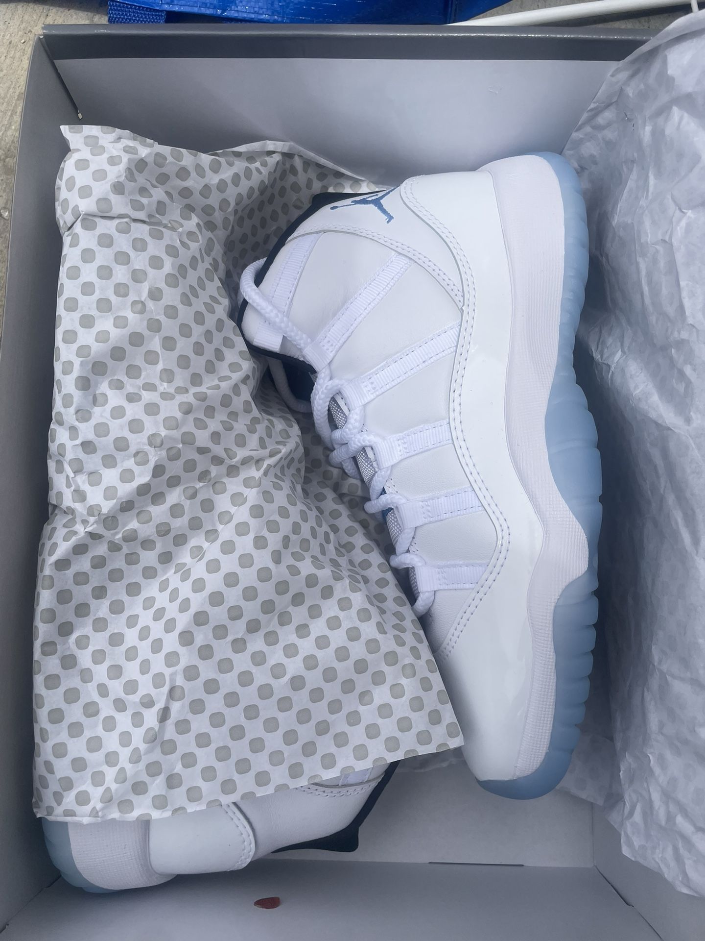 Jordan Retro 11 Columbia