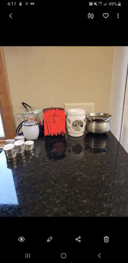 Oil warmers and wax warmers