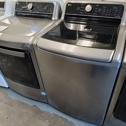 New LG Large Capacity Top Loading Washer And NEW LG Gas Dryer Set 