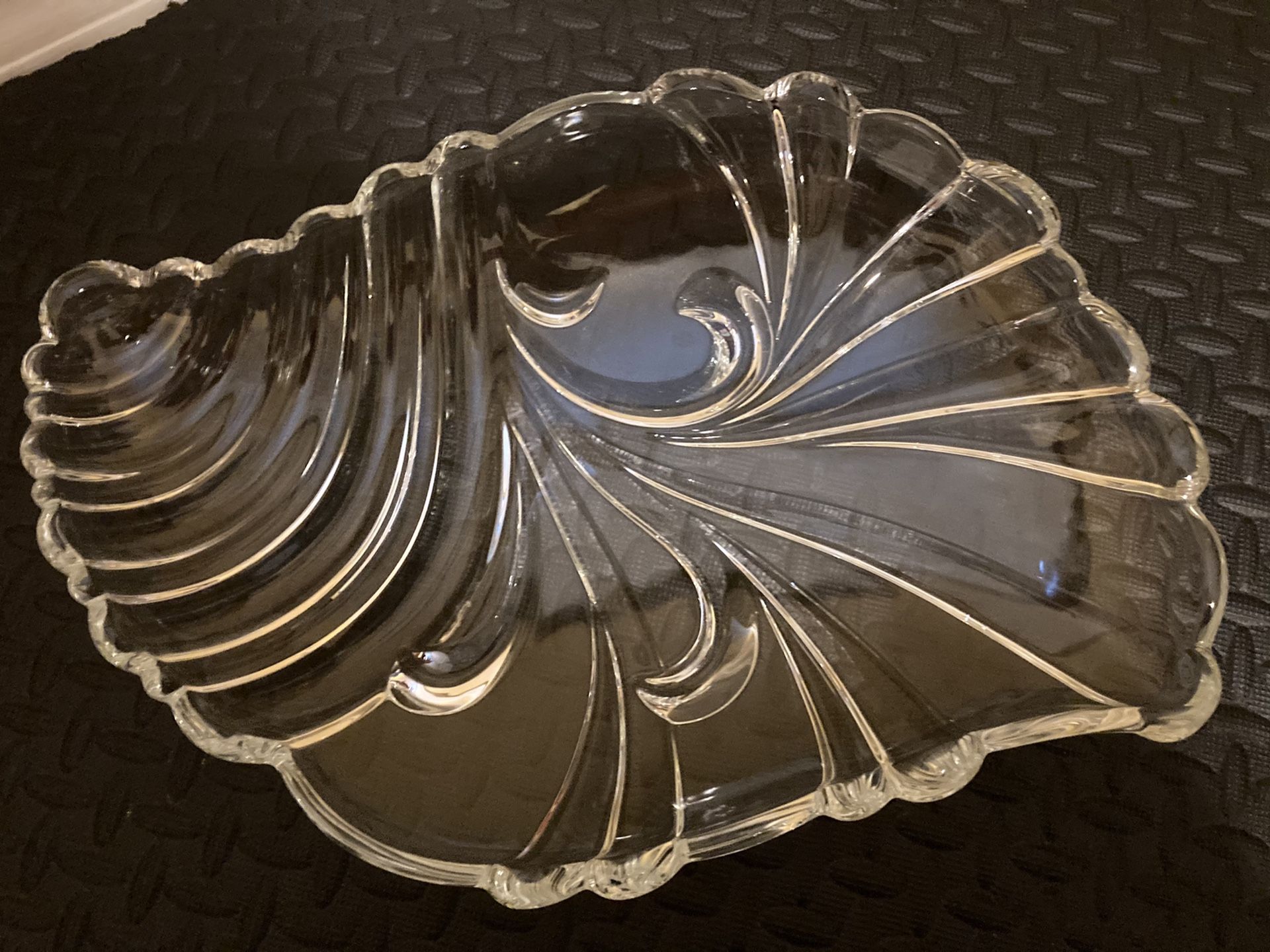 Studio nova- Large crystal serving dish