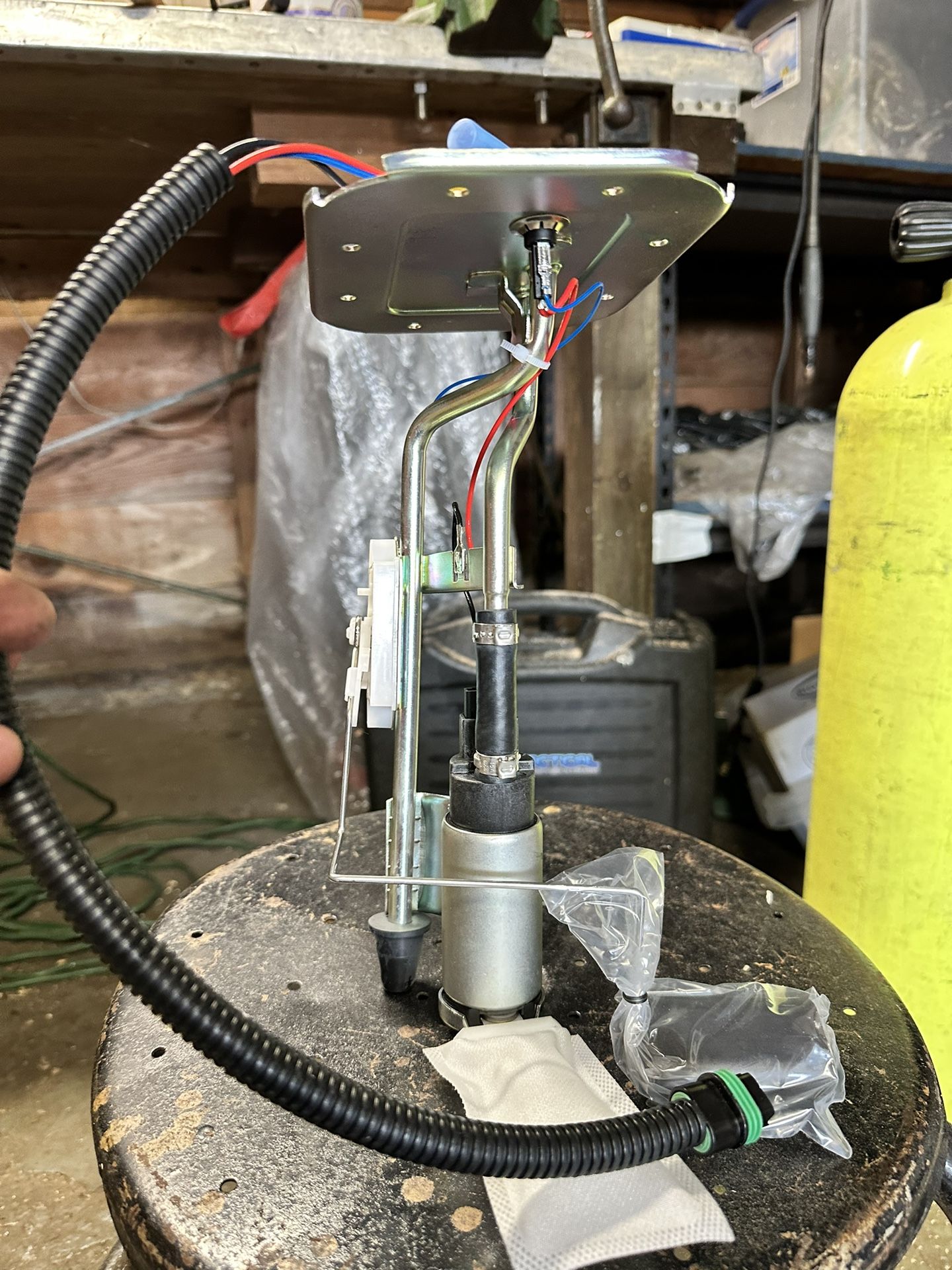 JEEP YJ Fuel Pump
