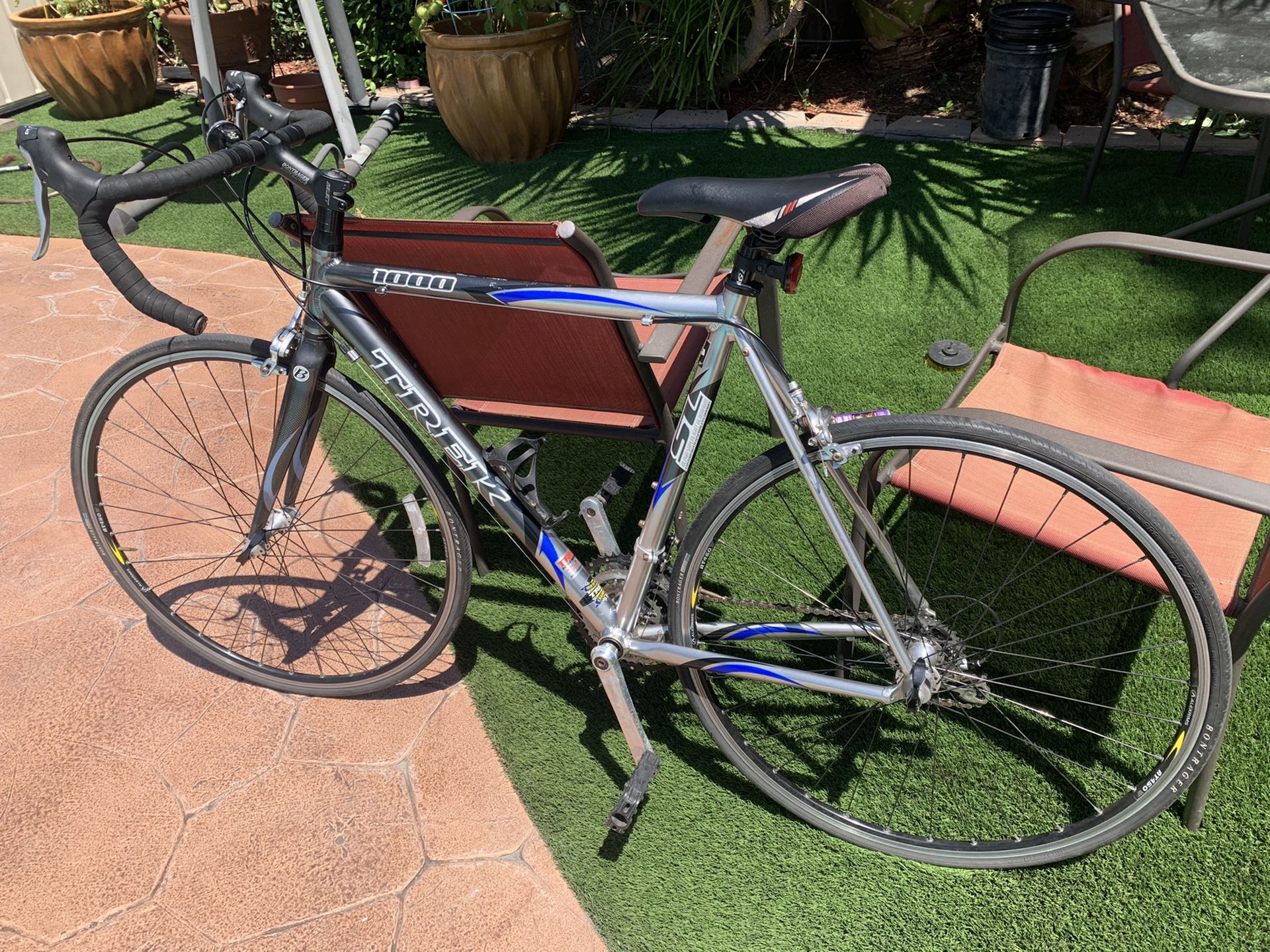 TREK 1000 ROAD BIKE SIZE ‘56