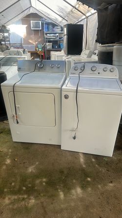 Labadora Whirlpool y secadora de gas maytag