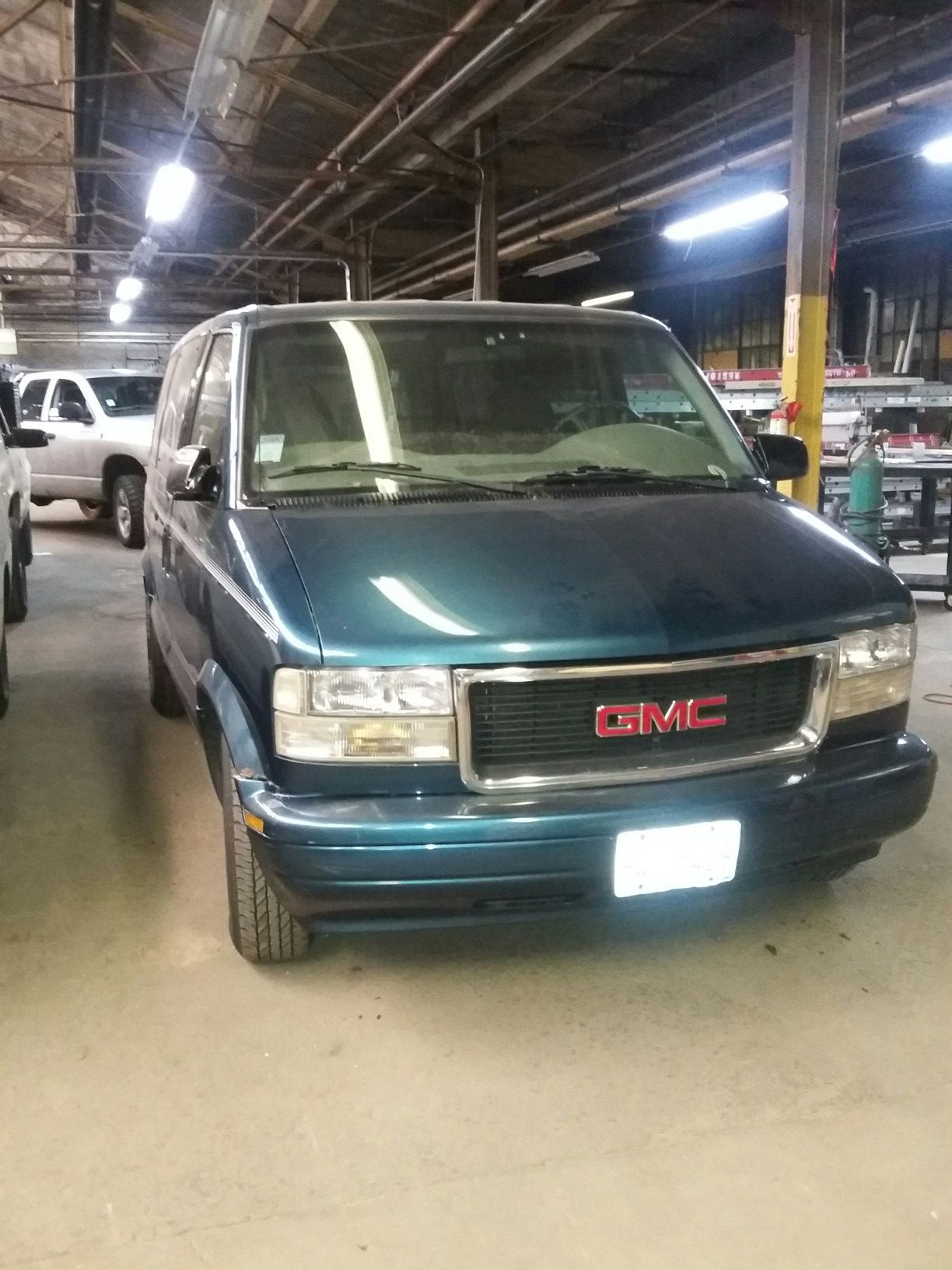 2000 GMC Safari Cargo